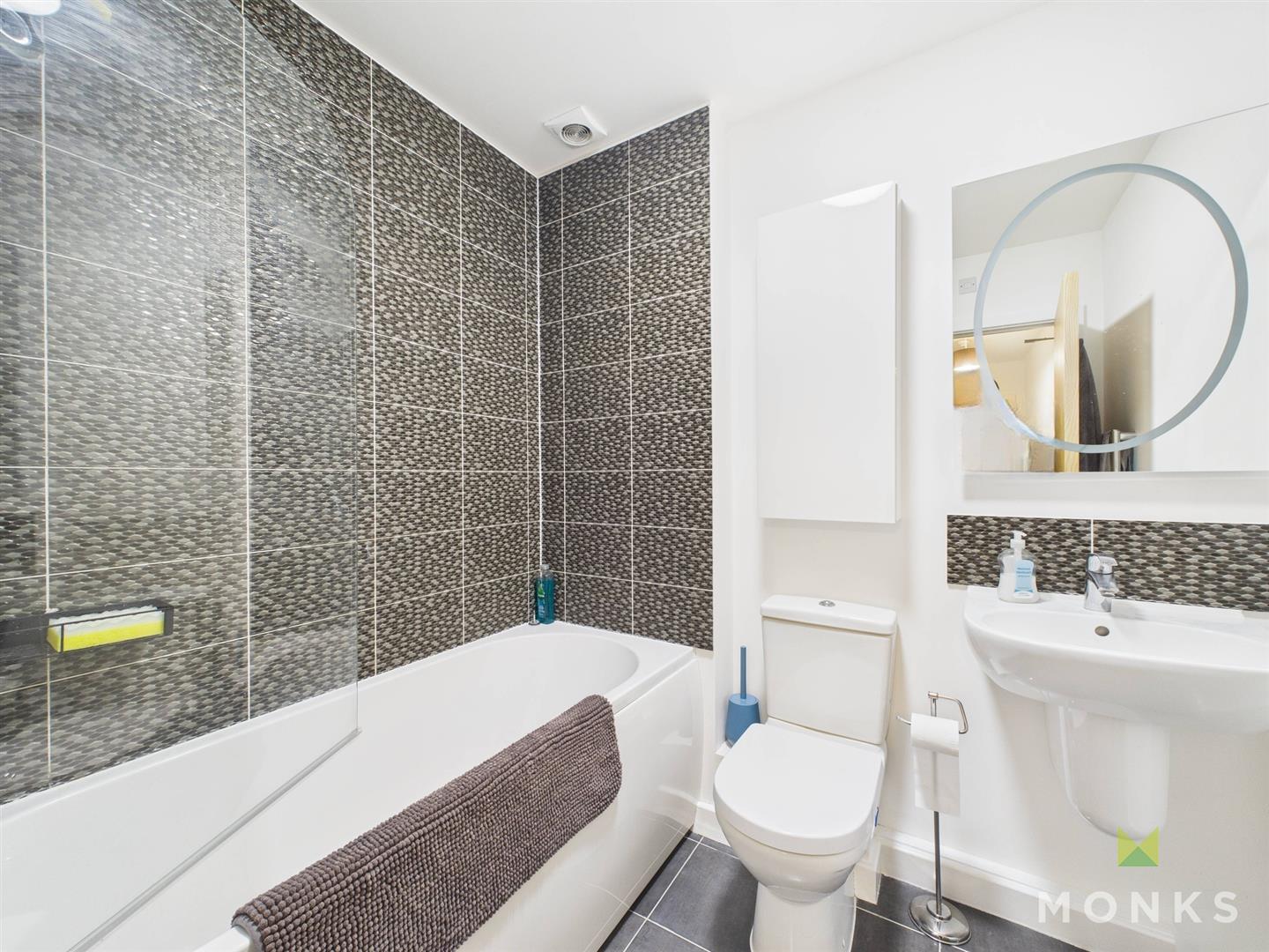 6 Saffron House Mill Road, Shrewsbury, SY2 6FR For Sale